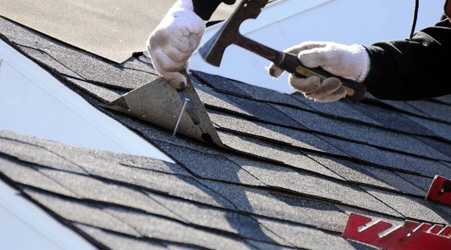 Professional residential roofers in Colton, OH